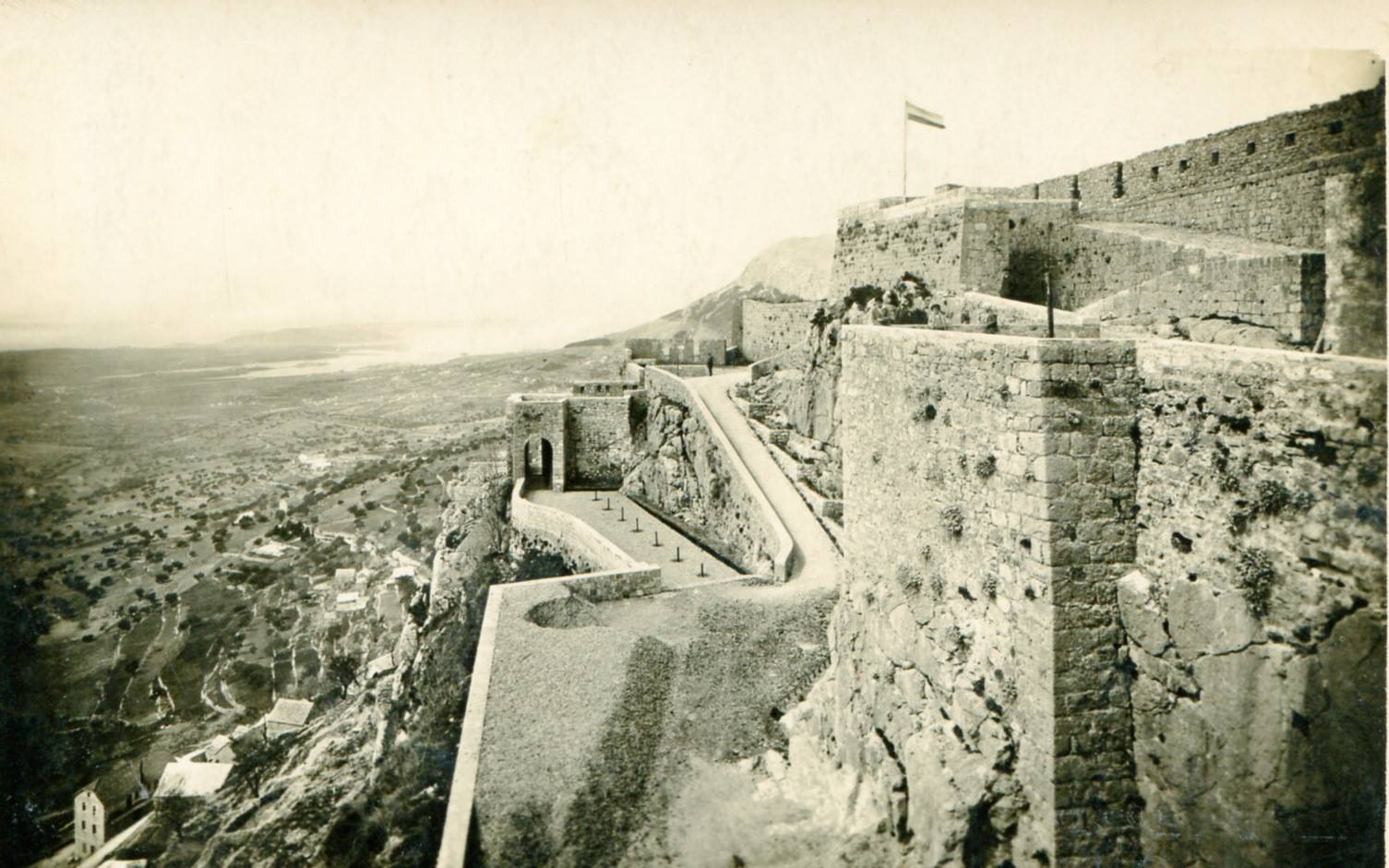 Fortress of Klis - Wikipedia